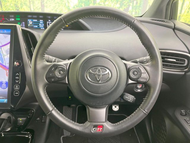 TOYOTA PRIUS PHV 2018 Image 31