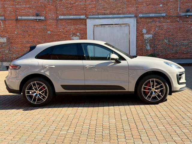 PORSCHE MACAN 2022 Image 31