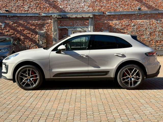 PORSCHE MACAN 2022 Image 31