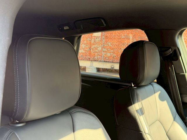 PORSCHE MACAN 2022 Image 31