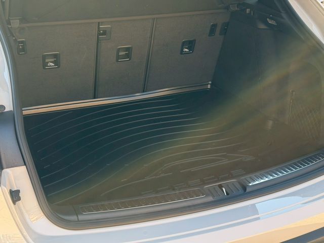 PORSCHE MACAN 2022 Image 31