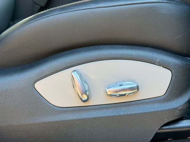 PORSCHE MACAN 2022 Image 31