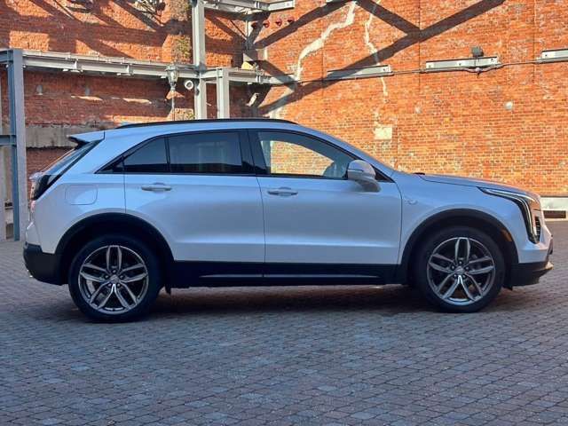 CADILLAC XT4 2023 Image 31