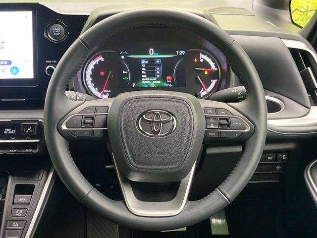 TOYOTA VOXY 2024 Image 31