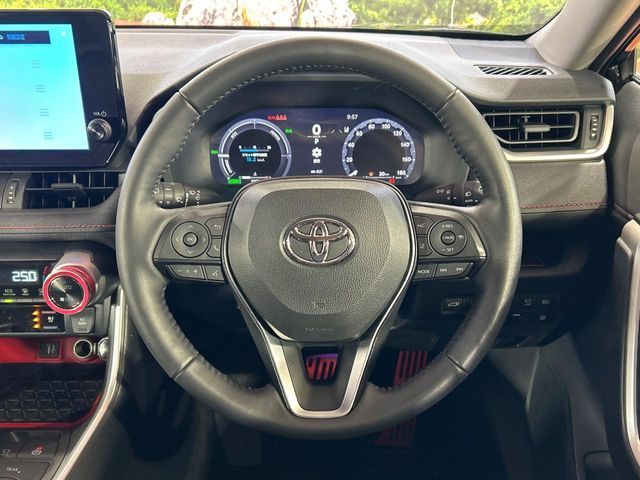 TOYOTA RAV4 HYBRID 4WD 2025 Image 31