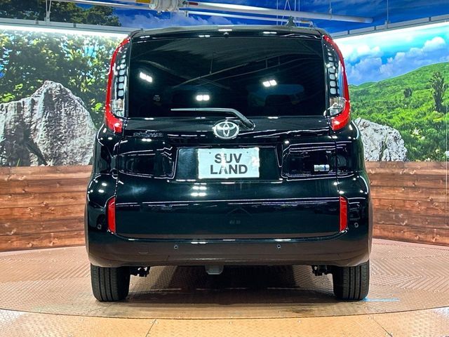 TOYOTA SIENTA HYBRID 2022 Image 31