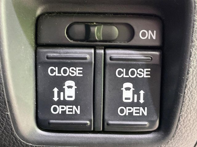 HONDA N BOX CUSTOM 2016 Image 31