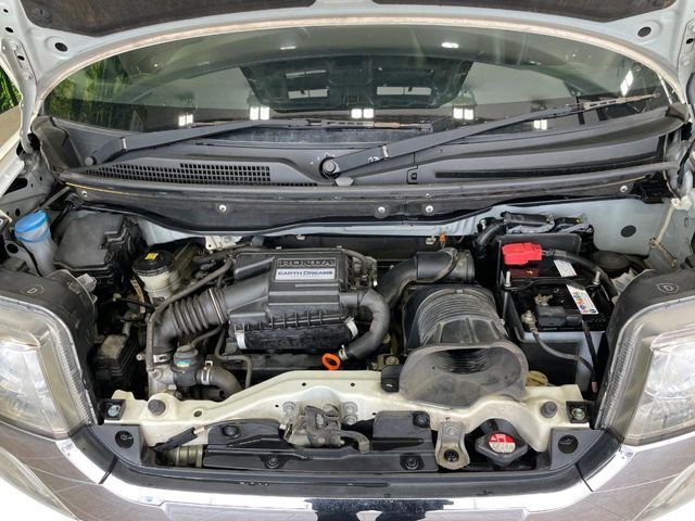 HONDA N BOX CUSTOM 2016 Image 31