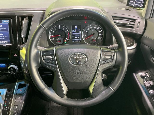 TOYOTA VELLFIRE 2017 Image 31