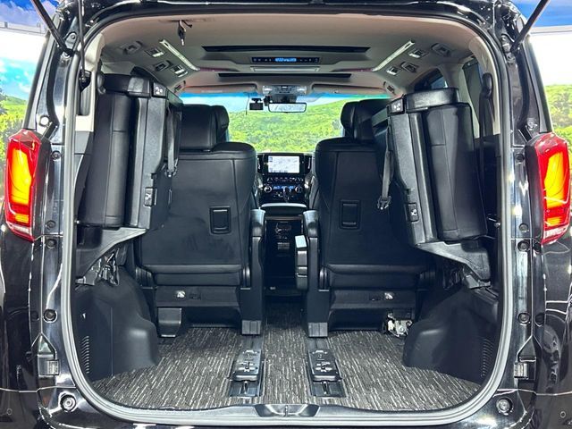 TOYOTA ALPHARD 2023 Image 31