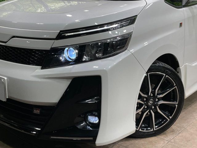 TOYOTA VOXY 2019 Image 31