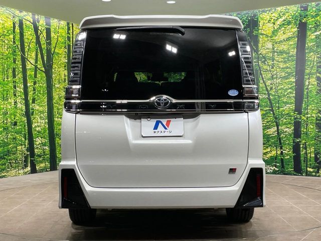 TOYOTA VOXY 2019 Image 31
