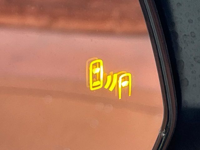 TOYOTA HARRIER HYBRID 2023 Image 31