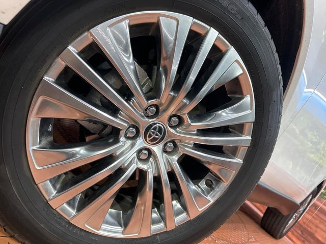 TOYOTA HARRIER HYBRID 2023 Image 31