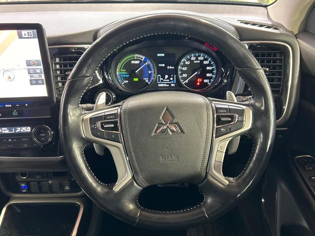 MITSUBISHI OUTLANDER PHEV 2018 Image 31