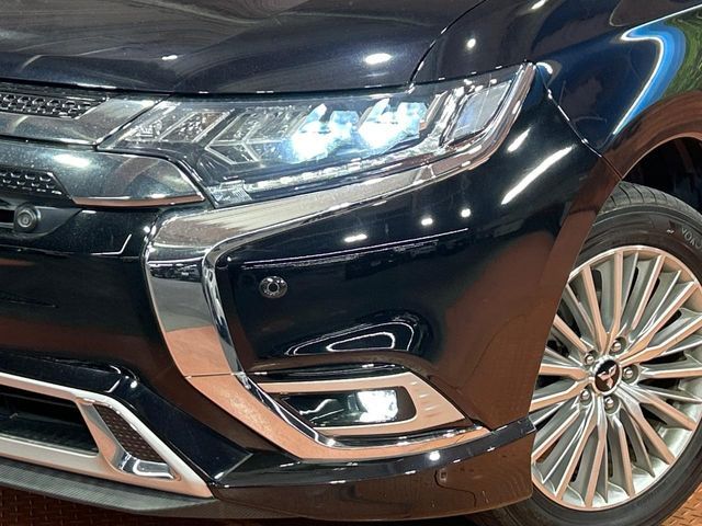 MITSUBISHI OUTLANDER PHEV 2018 Image 31