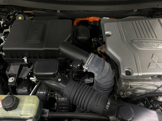 MITSUBISHI OUTLANDER PHEV 2018 Image 31