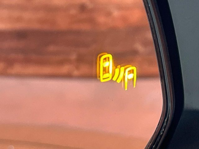 TOYOTA HARRIER HYBRID 2023 Image 31