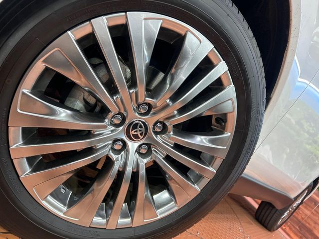 TOYOTA HARRIER HYBRID 2023 Image 31