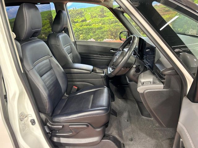 NISSAN SERENA  WG 2023 Image 31