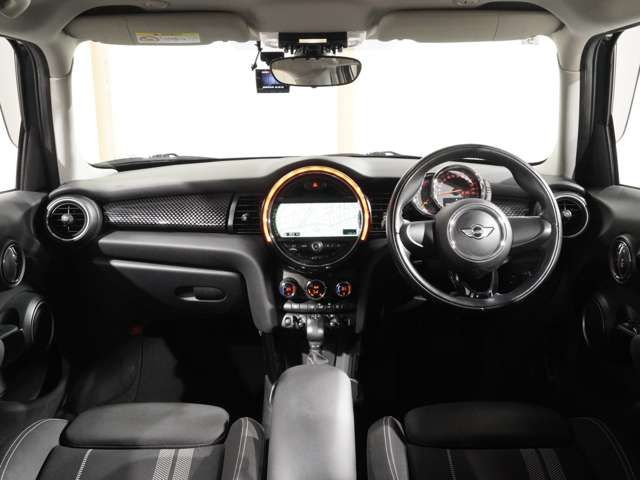 BMW MINI COOPER S 5D 2015 Image 31