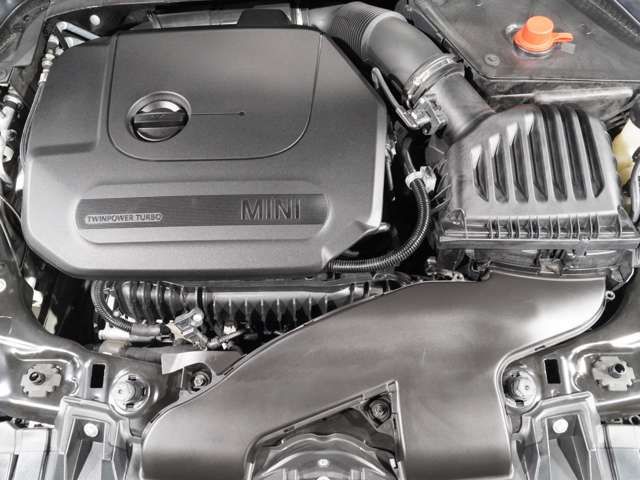 BMW MINI COOPER 5DOOR 2019 Image 31