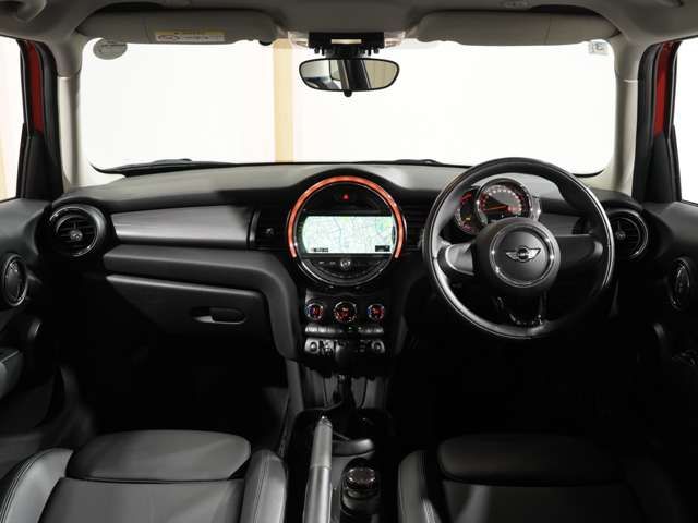 BMW MINI COOPER 5DOO 2018 Image 31