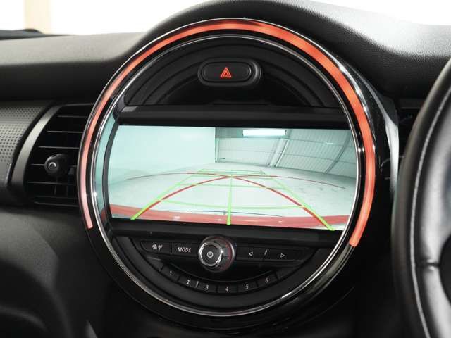 BMW MINI COOPER 5DOO 2018 Image 31