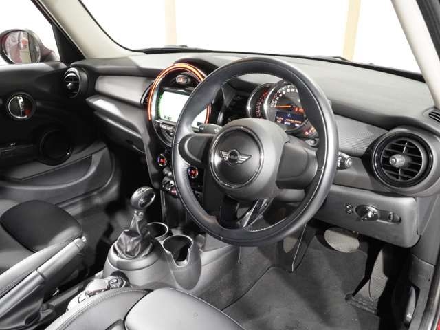 BMW MINI COOPER 5DOO 2018 Image 31