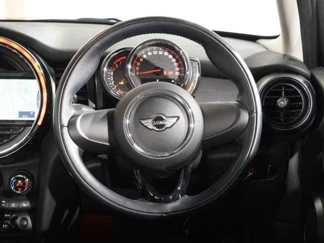 BMW MINI COOPER 5DOO 2018 Image 31