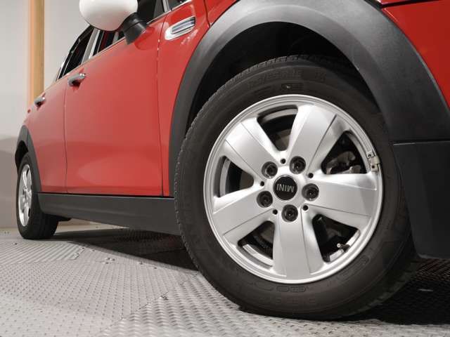 BMW MINI COOPER 5DOO 2018 Image 31