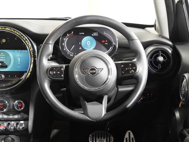 BMW MINI COOPER D 5DOOR 2021 Image 31