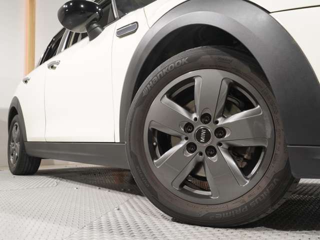 BMW MINI COOPER D 5DOOR 2021 Image 31