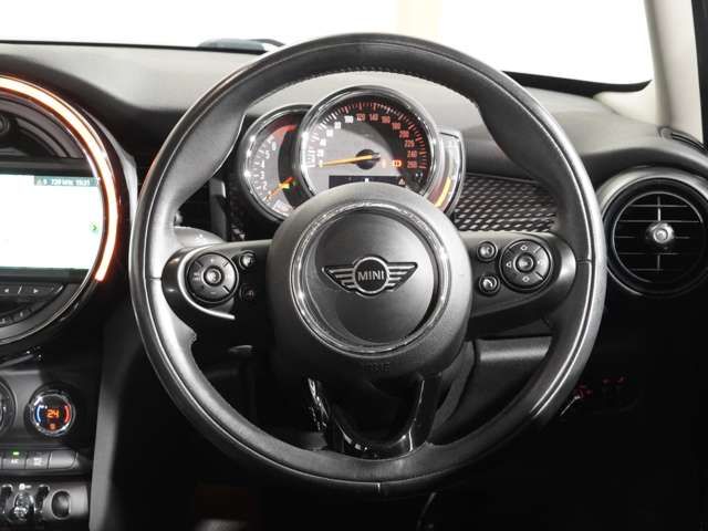 BMW MINI COOPER S 5DOOR 2018 Image 31