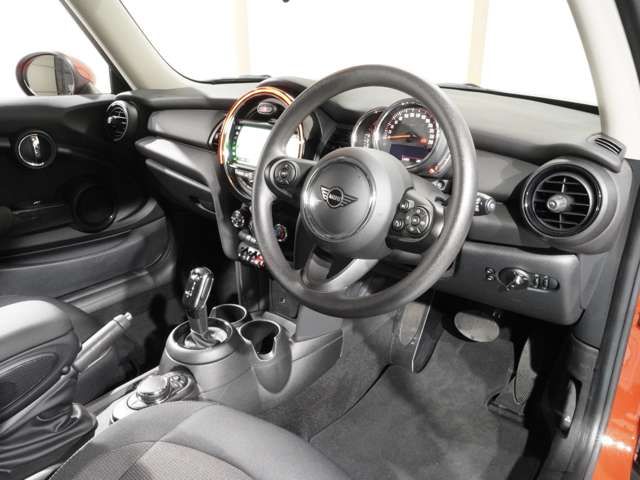 BMW MINI ONE 2019 Image 31