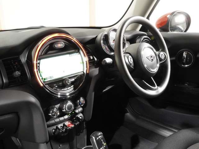 BMW MINI ONE 2019 Image 31