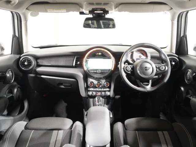 BMW MINI COOPER S 5DOOR 2021 Image 31