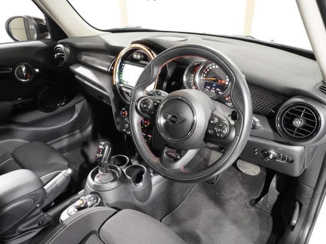 BMW MINI COOPER S 5DOOR 2021 Image 31