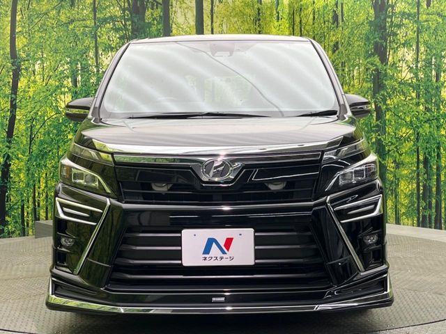 TOYOTA VOXY 2017 Image 31