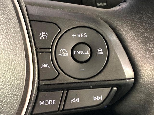 TOYOTA COROLLA CROSS HYBRID 2024 Image 31