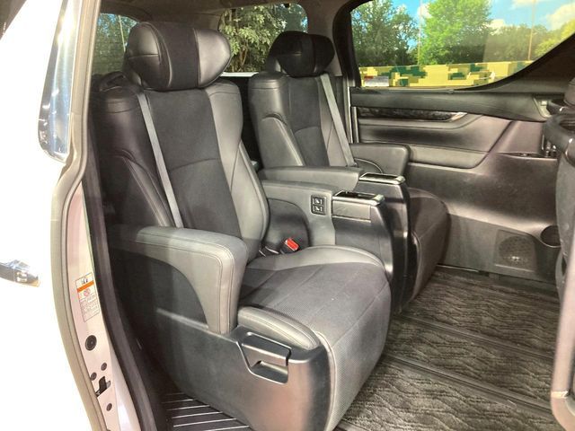 TOYOTA ALPHARD 2020 Image 31