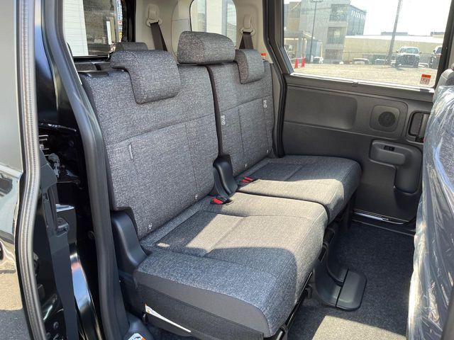 TOYOTA SIENTA HYBRID 2026 Image 31