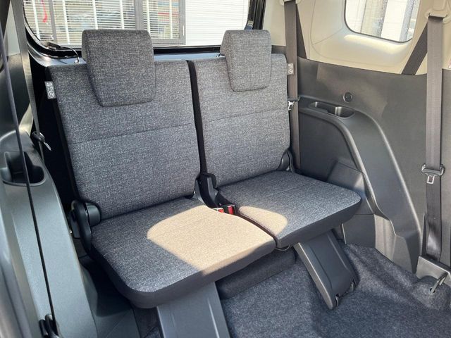 TOYOTA SIENTA HYBRID 2026 Image 31