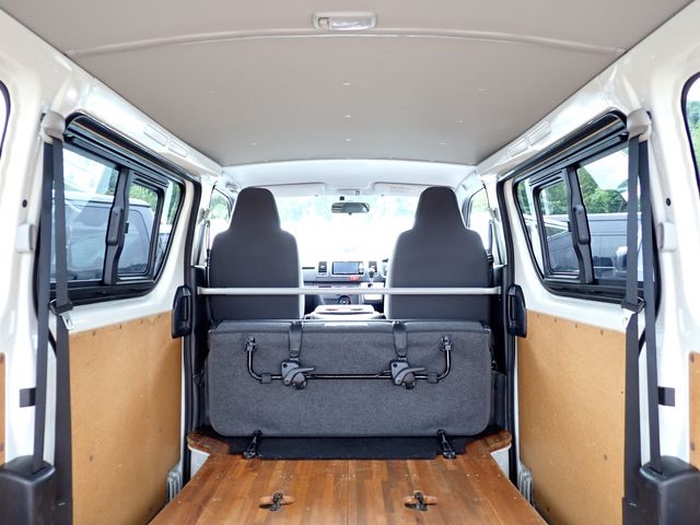 TOYOTA HIACE VAN 1.25T 2WD 2016 Image 31