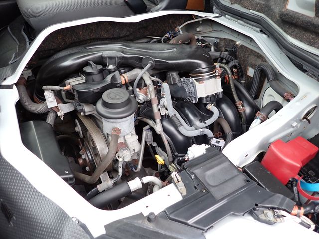 TOYOTA HIACE VAN 1.25T 2WD 2016 Image 31