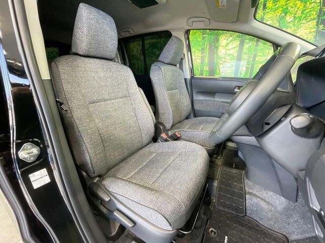 TOYOTA SIENTA HYBRID 2023 Image 31