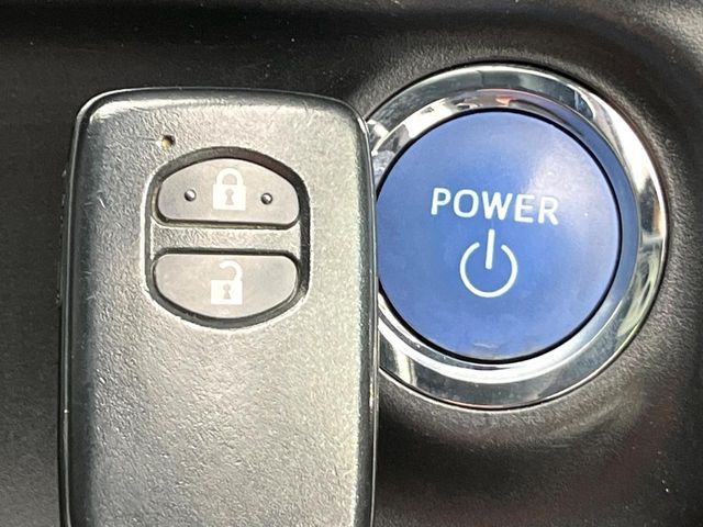 TOYOTA AQUA 2015 Image 31