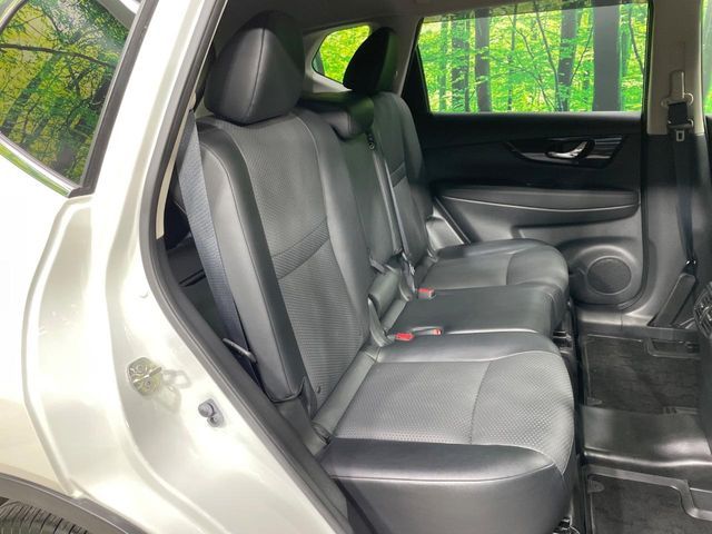 NISSAN X-TRAIL 2WD 2019 Image 31