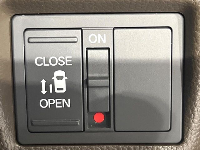 HONDA N BOX 2021 Image 31