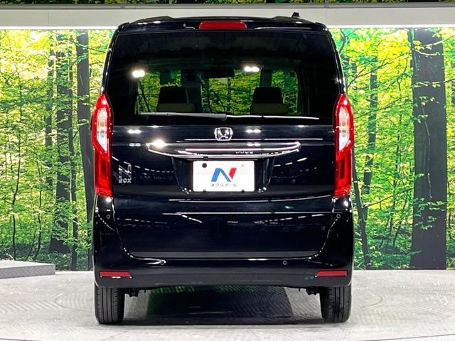 HONDA N BOX 2021 Image 31